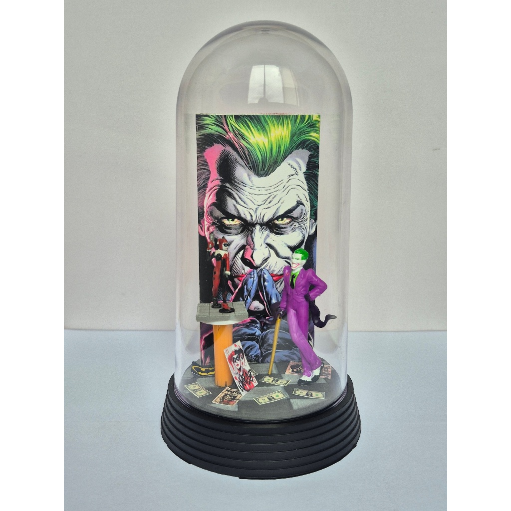 Boneco Action Figure C/ Cúpula - Coringa e Arlequina