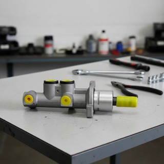 Cilindro Mestre de Freio Picasso Xsara 306 1.8 16V / 2.0 16V – Segurança e Durabilidade em Oferta na Shopee