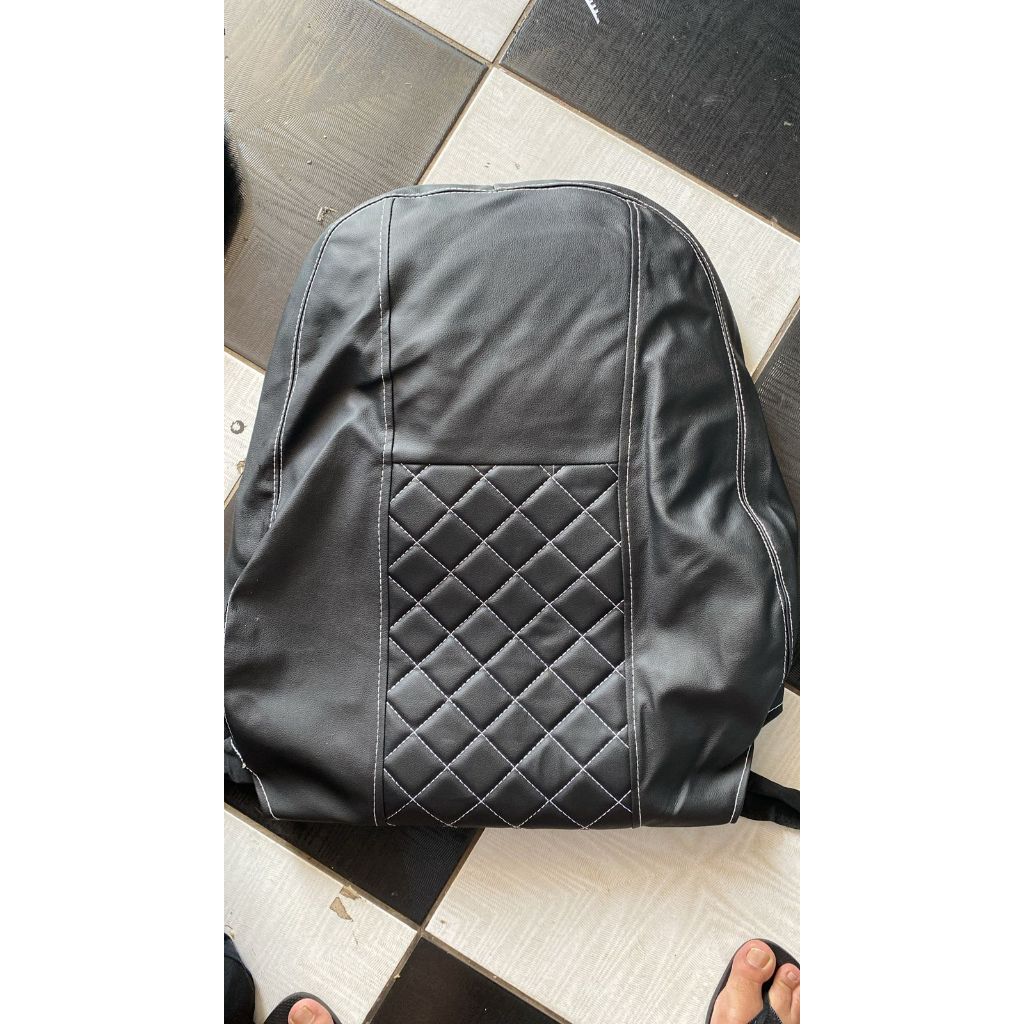 Apenas banco traseiro