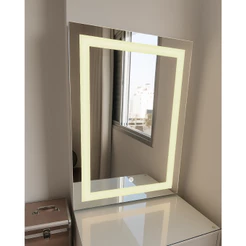 Espelho 3 Cores LED 60x100cm com Luz Retangular Bivolt Elegante Para Sala Banheiro e Maquiagem