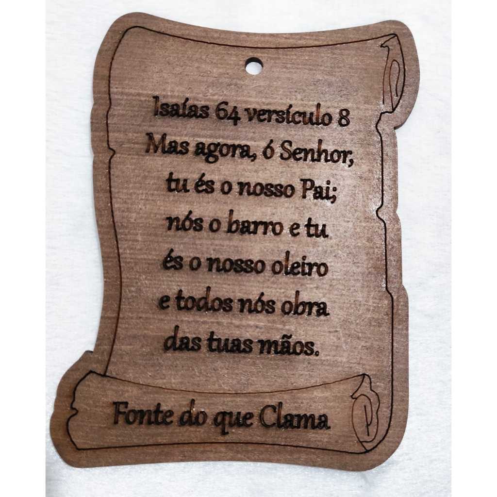 Quadro Com Versículo Bíblico de MDF Cor Mogno Formato de Pergaminho Versículo Isaías 64:8