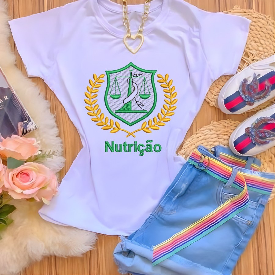 Camiseta T Shirt Nutrição Camisa Curso Faculdade / Camisa branca Profissões Feminina