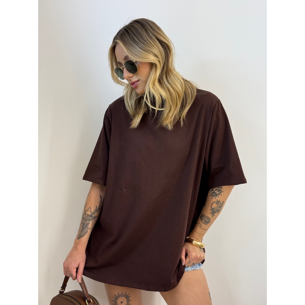 Camiseta Oversized Feminina Premium 100% Algodão Conforto E Estilo Para Academia & Casual