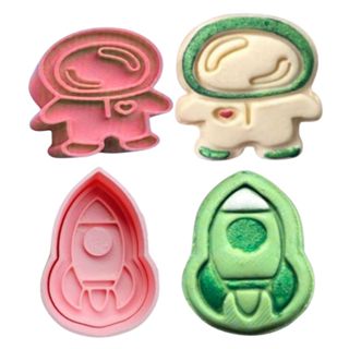 Kit 2 Modeladores Ejetores Astronauta para Brigadeiro, Doce, Docinhos, Confeitaria - 4 Peças em Oferta na Shopee