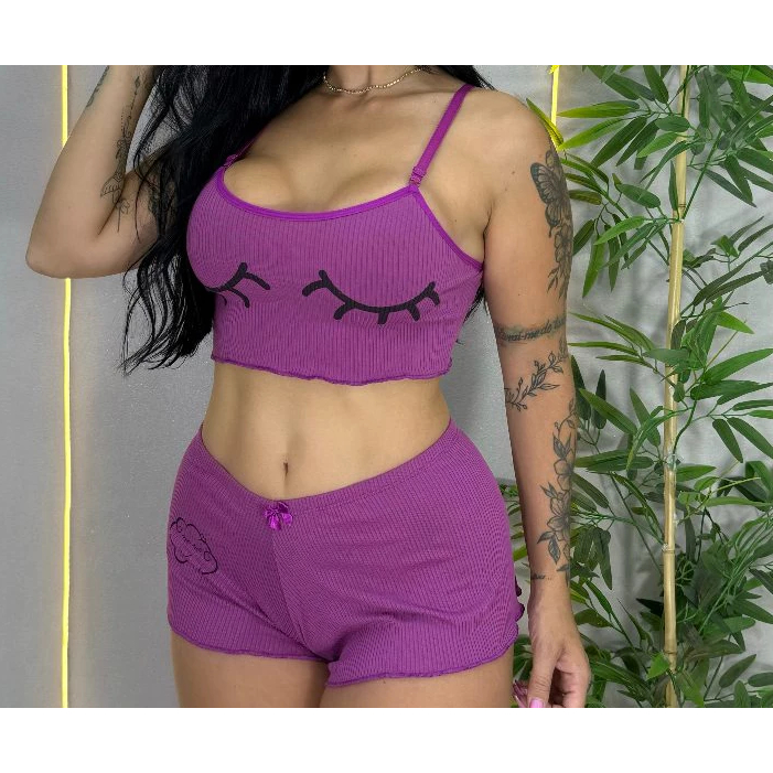 Pijama Feminino Cílios fechados em Suede Canelado Conjunto de Cropped de Alcinha e short
