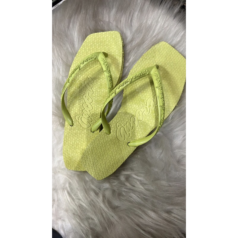 Chinelo Feminino Conforto Anatômico Antiderrapante Ideal para Trabalho Diário Seguro! Antistress Lux