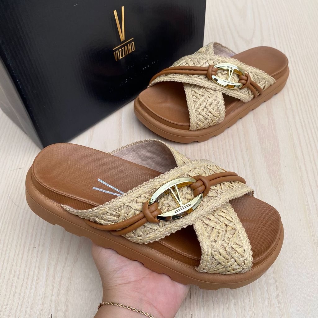 Papete Sandália Feminina Vizzano Trançada Tratorada Pingente Confortável Acolchoada