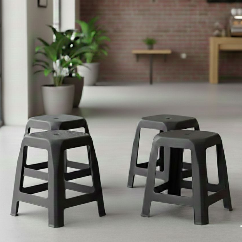 Kit Com 4 Banqueta Plástica Banco Empilhavel Resistente Casa Cozinha Lazer  Suporta Até 120Kg Adulto em Oferta na Shopee