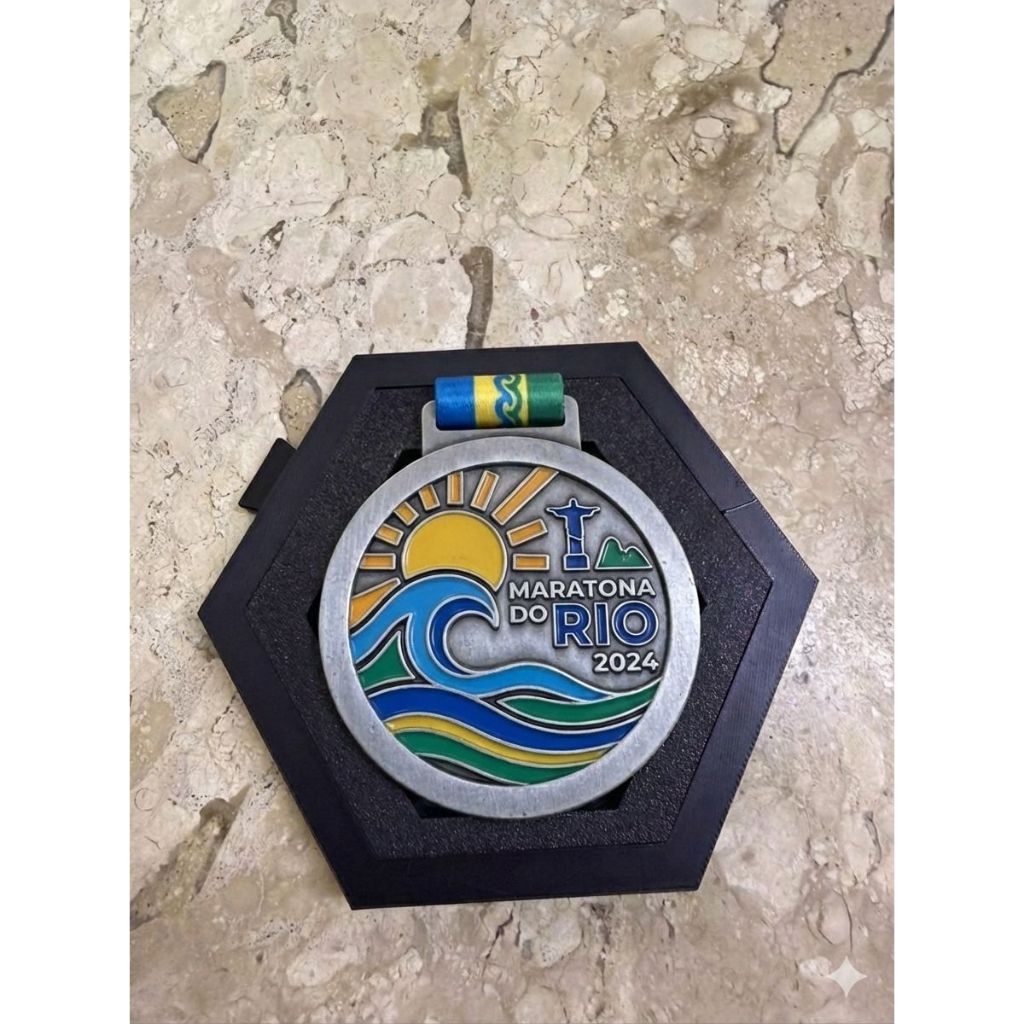 Suporte de Medalha Hexagonal Personalizado - Porta Medalhas Modular 3D Colmeia