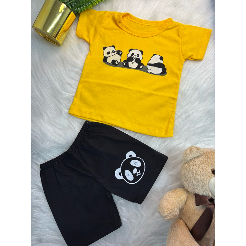 Conjunto Bebê Unissex Panda Amarela Camiseta Estampada + Shorts Preto Roupa Infantil Confortável