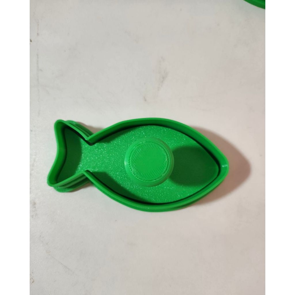 🐟 CORTADOR DE BISCOITO EM FORMATO DE PEIXE 🐟  + ✝️ CORTADOR DE BISCOITO EM FORMATO DE CRUZ ✝️ - ESPECIAL PÁSCOA 🐟