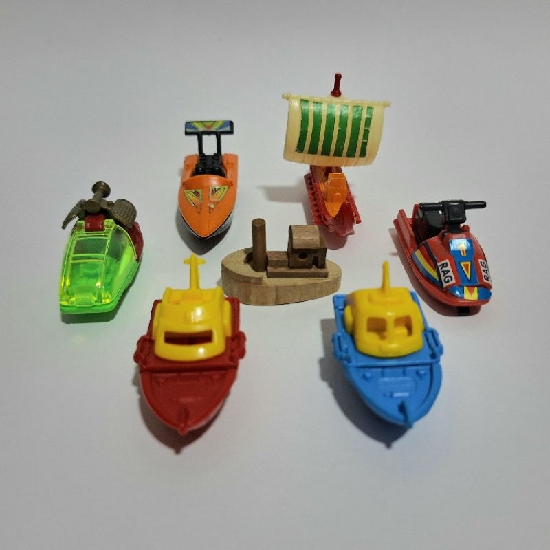 Barcos - Anos 90 | Kinder Ovo