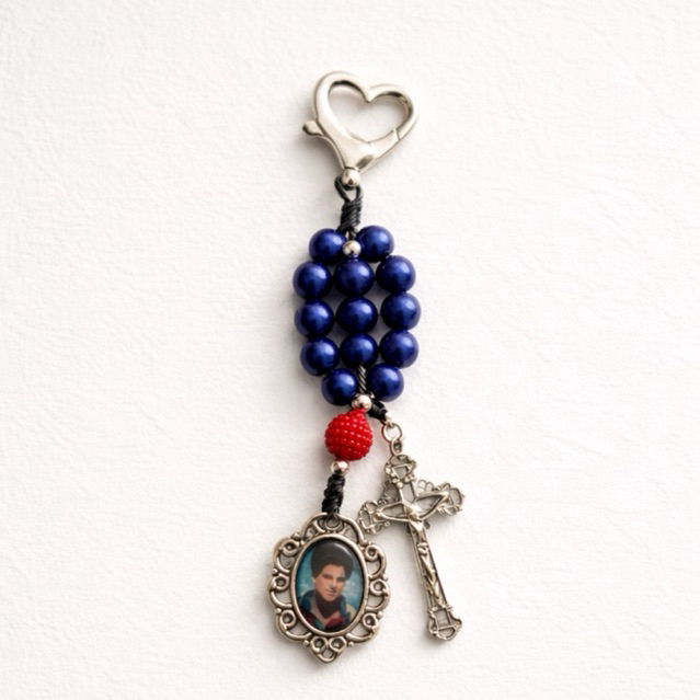 Chaveiro Carlo Acutis | lembrancinha em Oferta na Shopee