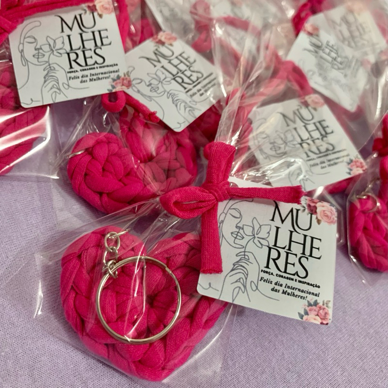 Chaveiros DIA DA MULHER Kit 20/30/40/50 + Tag + Saquinho Individual em Oferta na Shopee