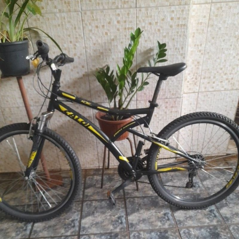 Bicicleta Caloi aro 26- roda aérea- 21 marchas- revisada- usada