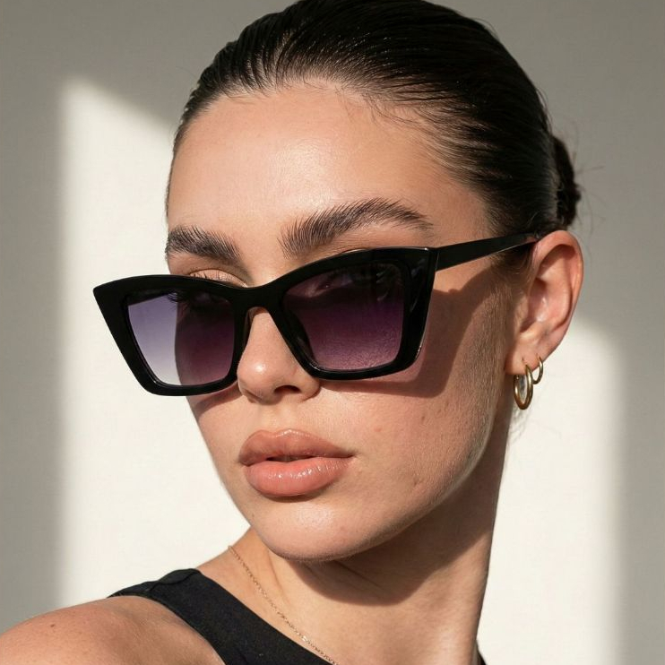 Óculos de Sol Gatinho Preto Degradê Premium Clássico Blogueira uv400 Unissex em Oferta na Shopee
