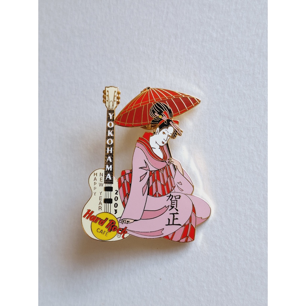 Pin / Broche - Hard Rock Cafe - Yokohama - New Year 2003 Geisha with Guitar