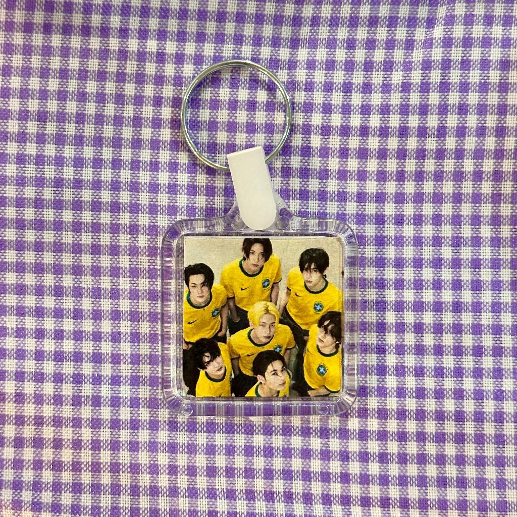 Chaveiro engene Enhy pen brasileiros idol com camisa da seleção kpop fan made