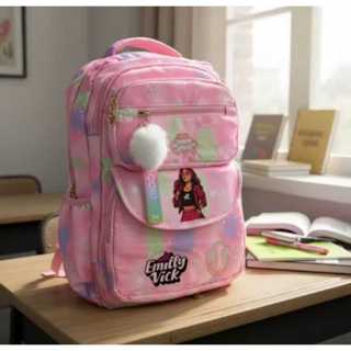 Mochila Juvenil inspirado em Emilly vick impermeável grande e possuí 1 chaveiro aleatorio em Oferta na Shopee