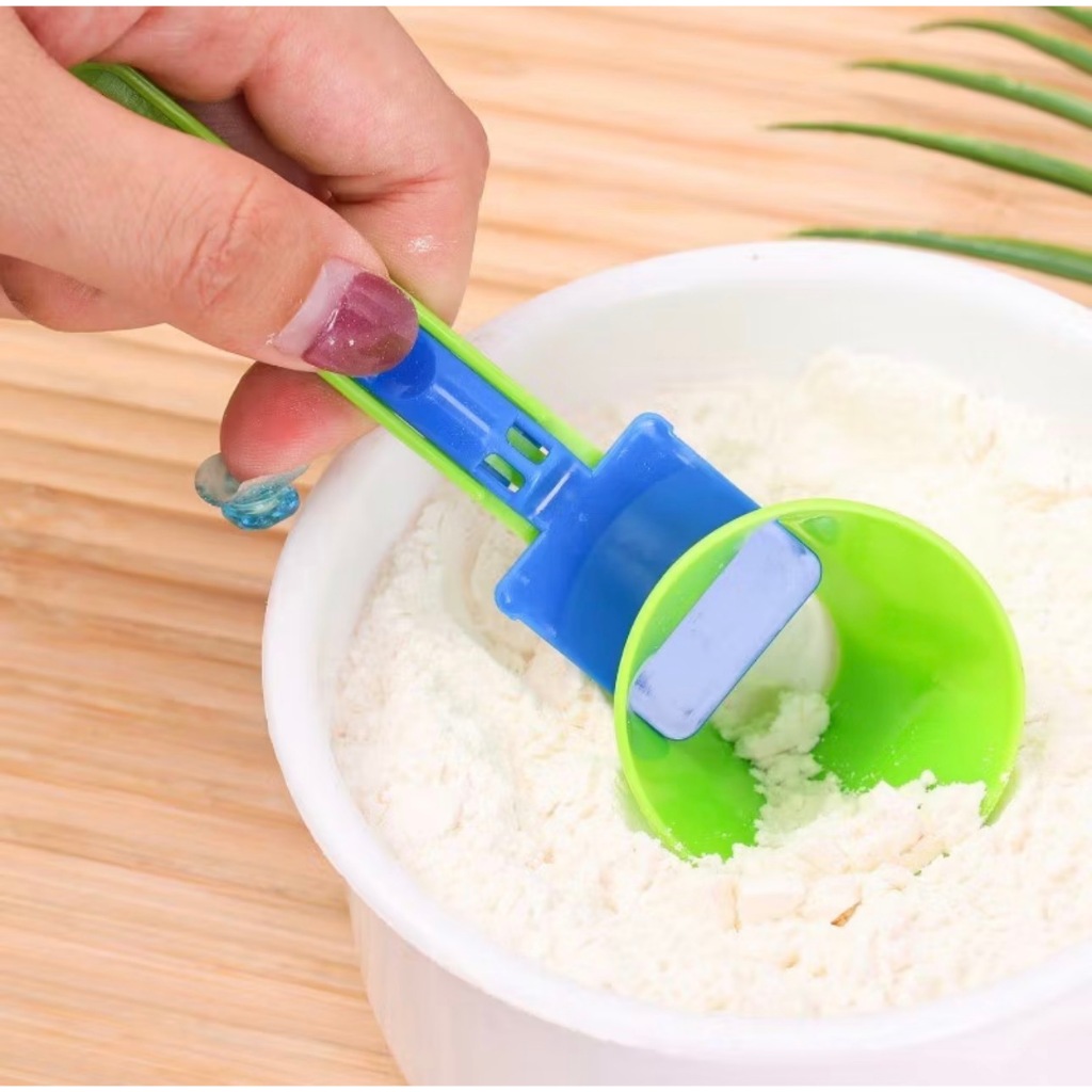 Colher deslizante de proteína medidora dosadora com funil para suplementos em Oferta na Shopee