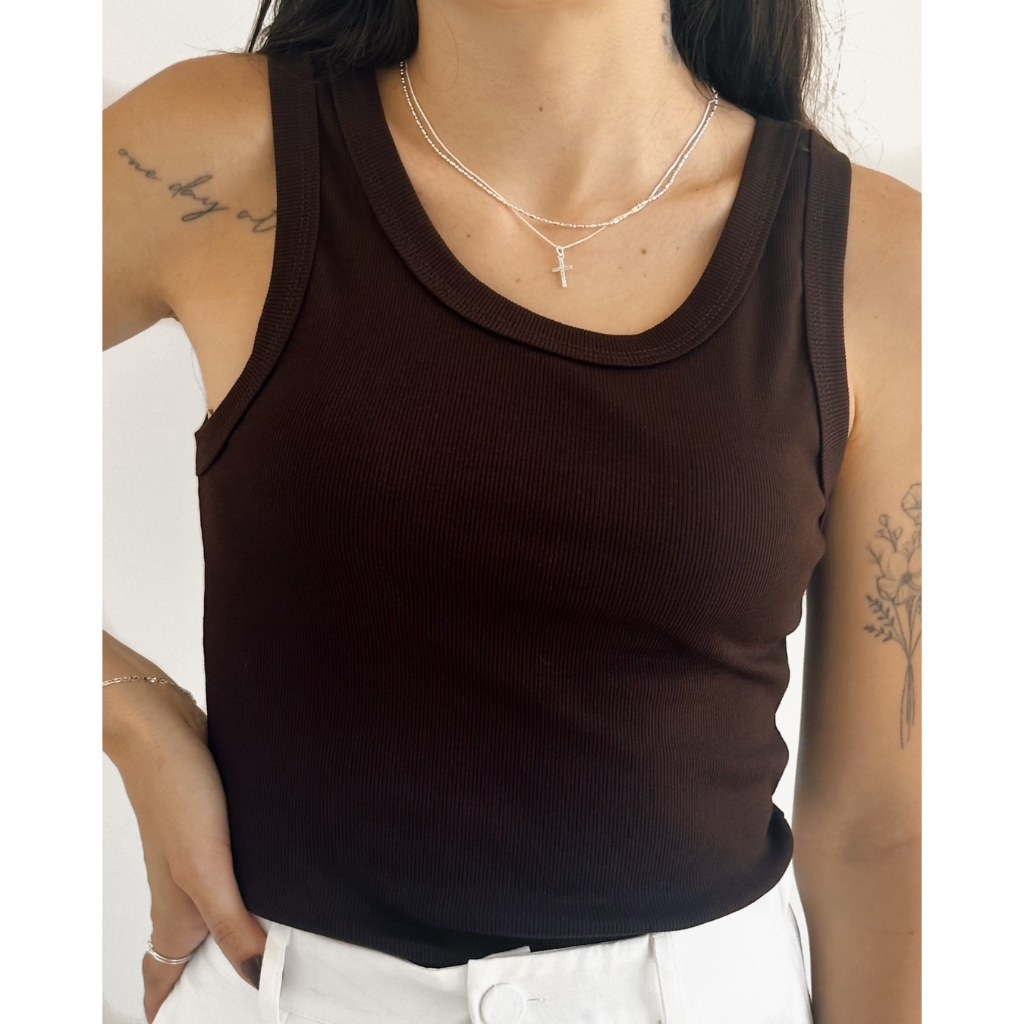 Regata Feminina Canelada Básica Premium | Modelagem Reta Ajustada | Casual Elegante | Confortável