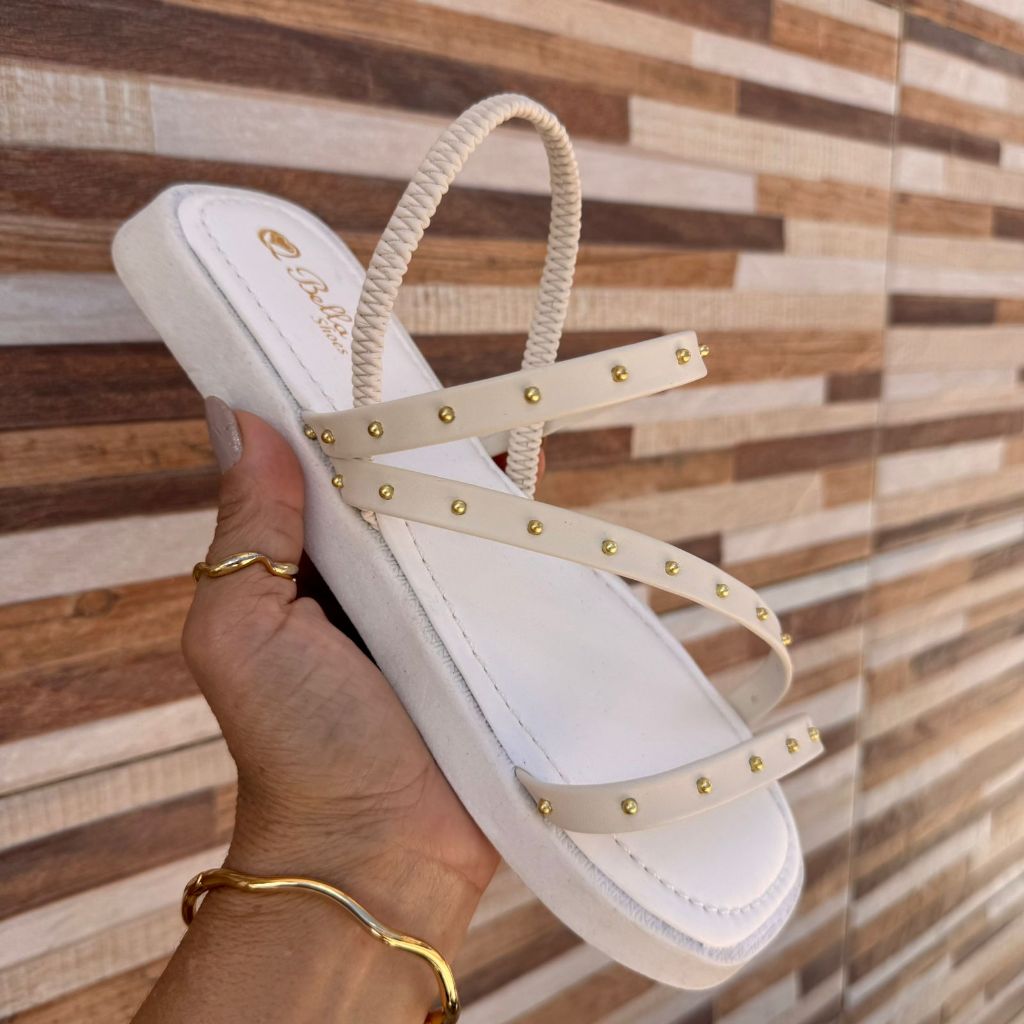 Sandália Rasteira Feminina Casual com Detalhes Dourados  Conforto e Estilo Envio Imediato