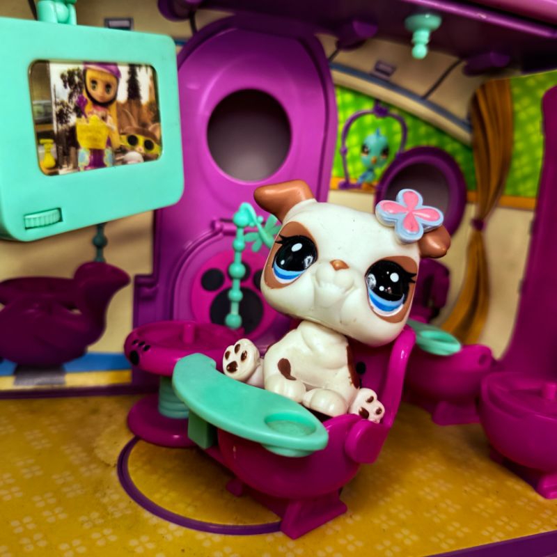 Littlest Pet Shop Bulldog
