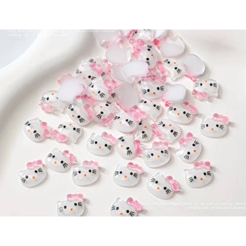 10 peças Hello kitty pingentes 3D de unhas gatinha fofa kawai pingentes joia de unhas