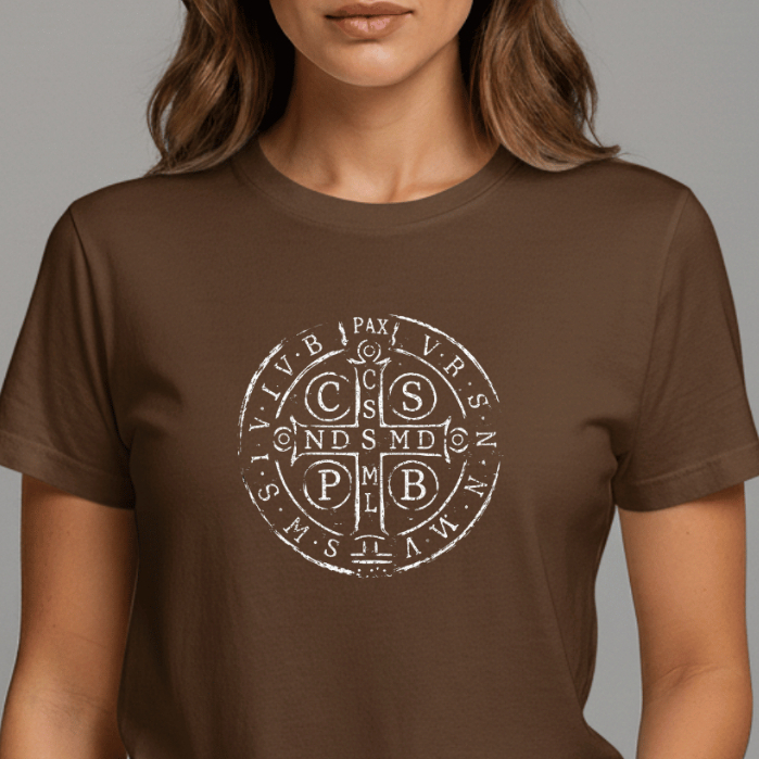 Camiseta Medalha de São Bento Minimalista Católica Algodão Premium 30.1 Casual Elegante em Oferta na Shopee