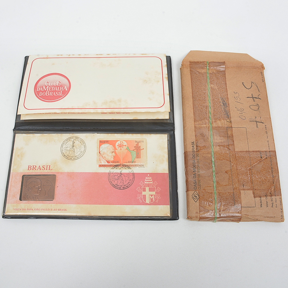 Medalha  e Selo Visita Pastoral Do Papa João Paulo II Ao Brasil 1991- Impecável
