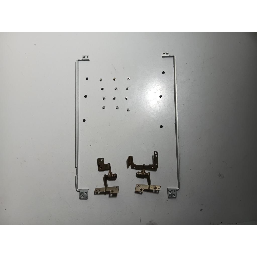DOBRADIÇAS MAIS HASTES COMPLETAS PARA NOTEBOOK SAMSUNG NP270E4E E NP275E4E 14POLEGADS  COM PARAFUSOS
