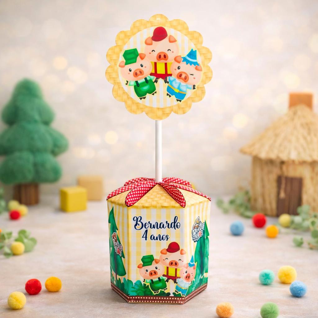 CENTRO DE MESA SEXTAVADO OS 3 PORQUINHOS PERSONALIZADOS EM DIVERSOS TEMAS