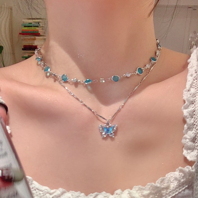 Colar Borboleta Feminino Duplo Prateado com Pedras Azuis Choker Delicado Elegante Presente Bella Bijou