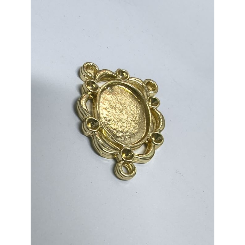 Lindos entremeios. Lado unico para imagem com cavidades para strass.  O terço ficará um luxo usando esse entremeio lindo