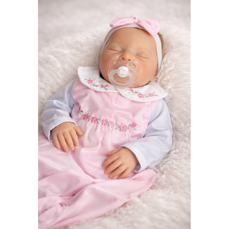 Bebe Reborn Realista, Molde Laura, Acompanha Mini Enxoval — R$ 700,00 em Shopee