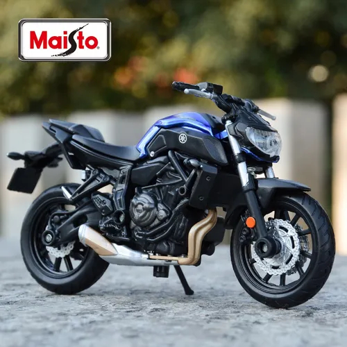 Miniatura Moto Yamaha Mt 07 Mt-07  - 1:18 - Maisto Cor Azul/Preta Coleção Presente Bburago