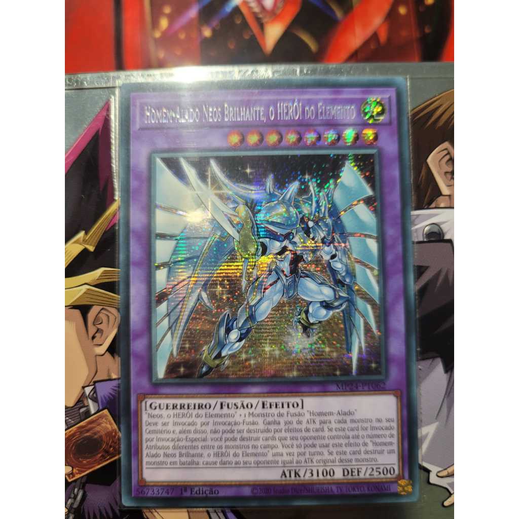 Homem-Alado Neos Brilhante, o HERÓI do Elemento - Raridade PRISMATIC SECRET RARE - Yugioh! Original Konami.