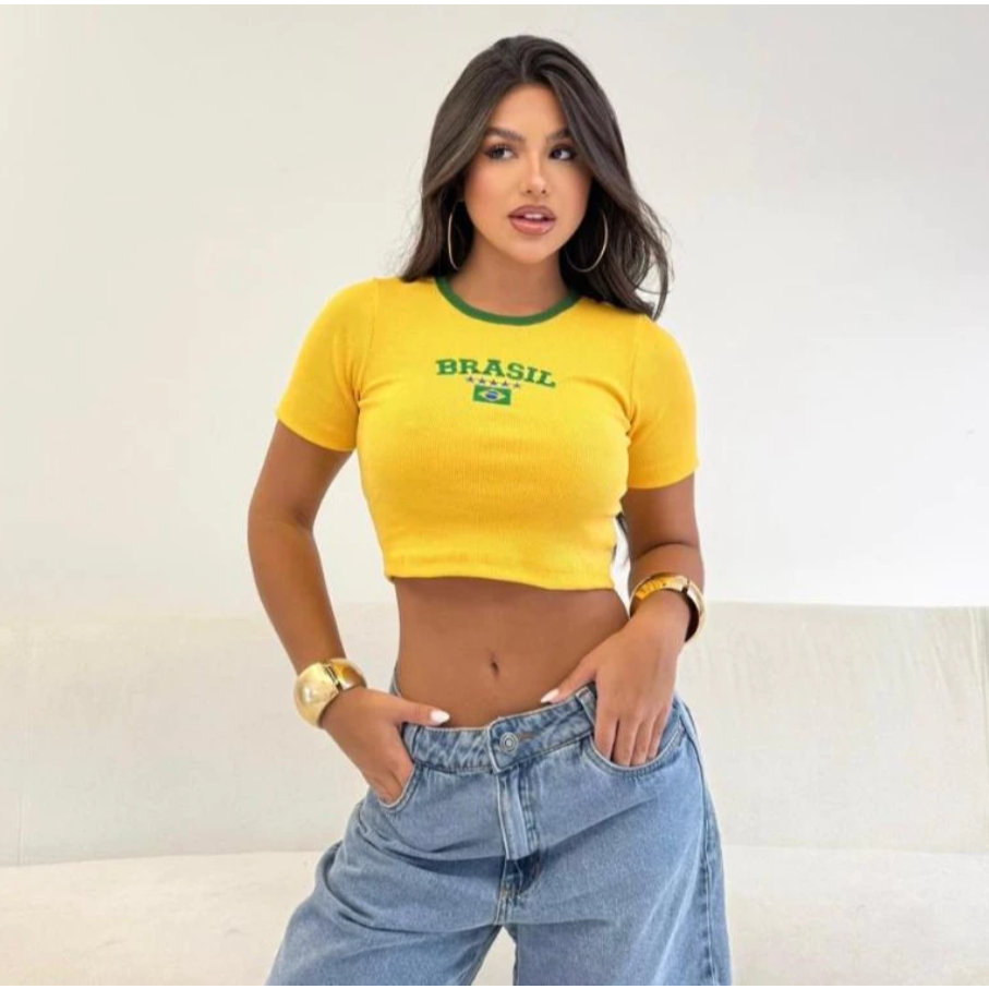 Cropped Camisa Brasil Feminina Baby Look Bordada Blusa Cropped Manga Curta Canelada