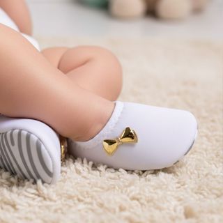 Muita Fofura Sapatilha Bebê RN Pantufa Meia Sola Antiderrapante Uma Gracinha Enxoval em Oferta na Shopee