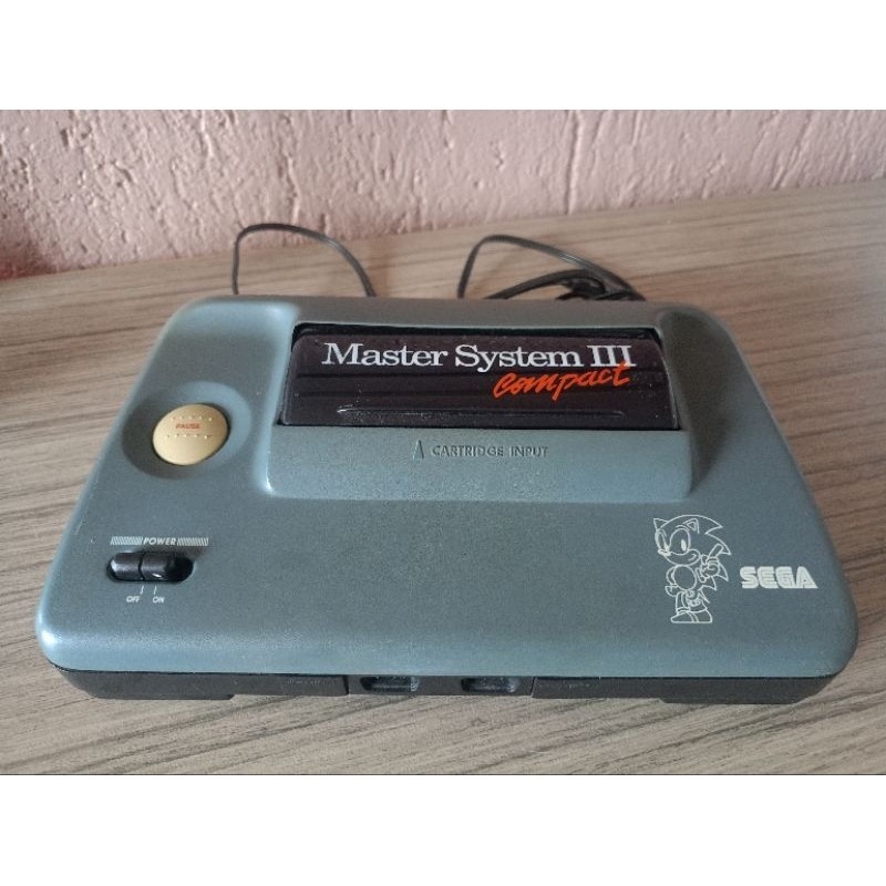 Console Tectoy Master System 3 com jogo California Games (Sonic incluso na memória)