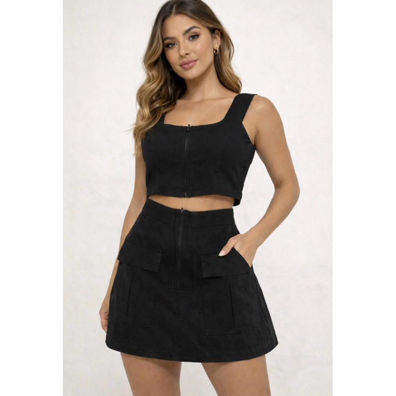 Conjunto Cargo Feminino Cropped com Zíper Frontal + Short Saia com Zíper e Elástico Atrás | Look Casual Elegante