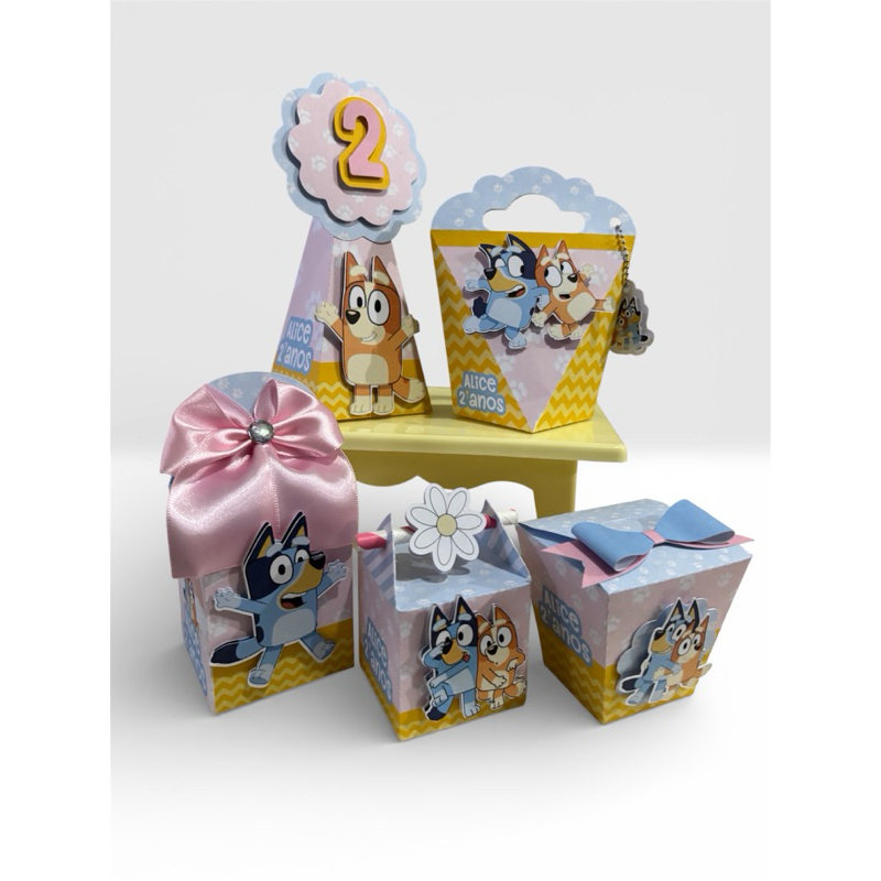 Kit Festa Infantil- BLUEY ROSA - Lembrancinhas Aniversário - Caixinhas Personalizadas com aplique 3D - Papelaria