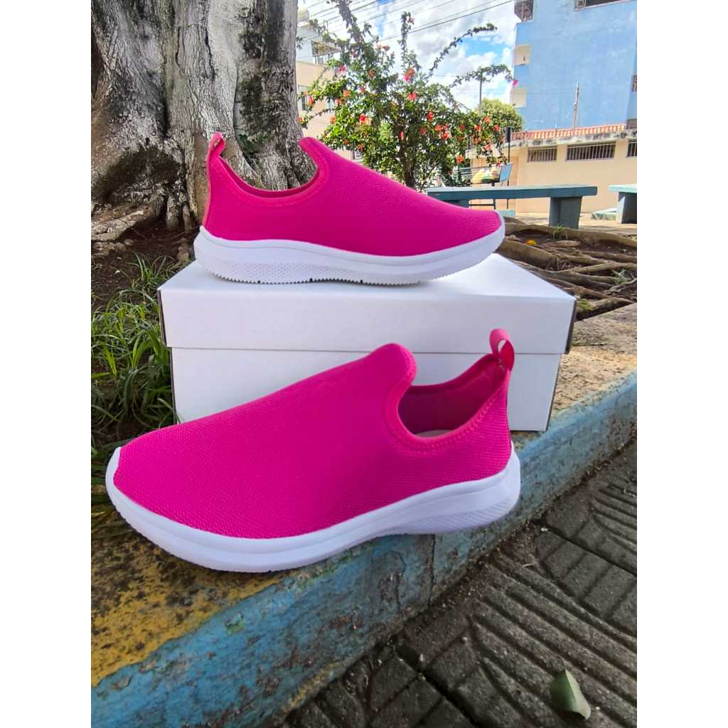Tênis Feminino Meia Calce Fácil Slip On Leve Flexível Confortável Caminhada Academia Casual