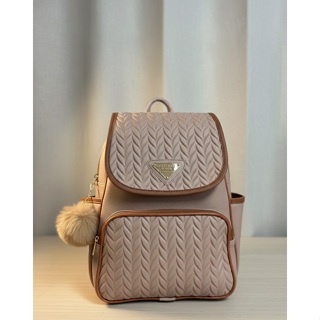 Bolsa Mochila Feminina com Alças Ajustáveis para Mais Conforto + Chaveiro pompom em Oferta na Shopee