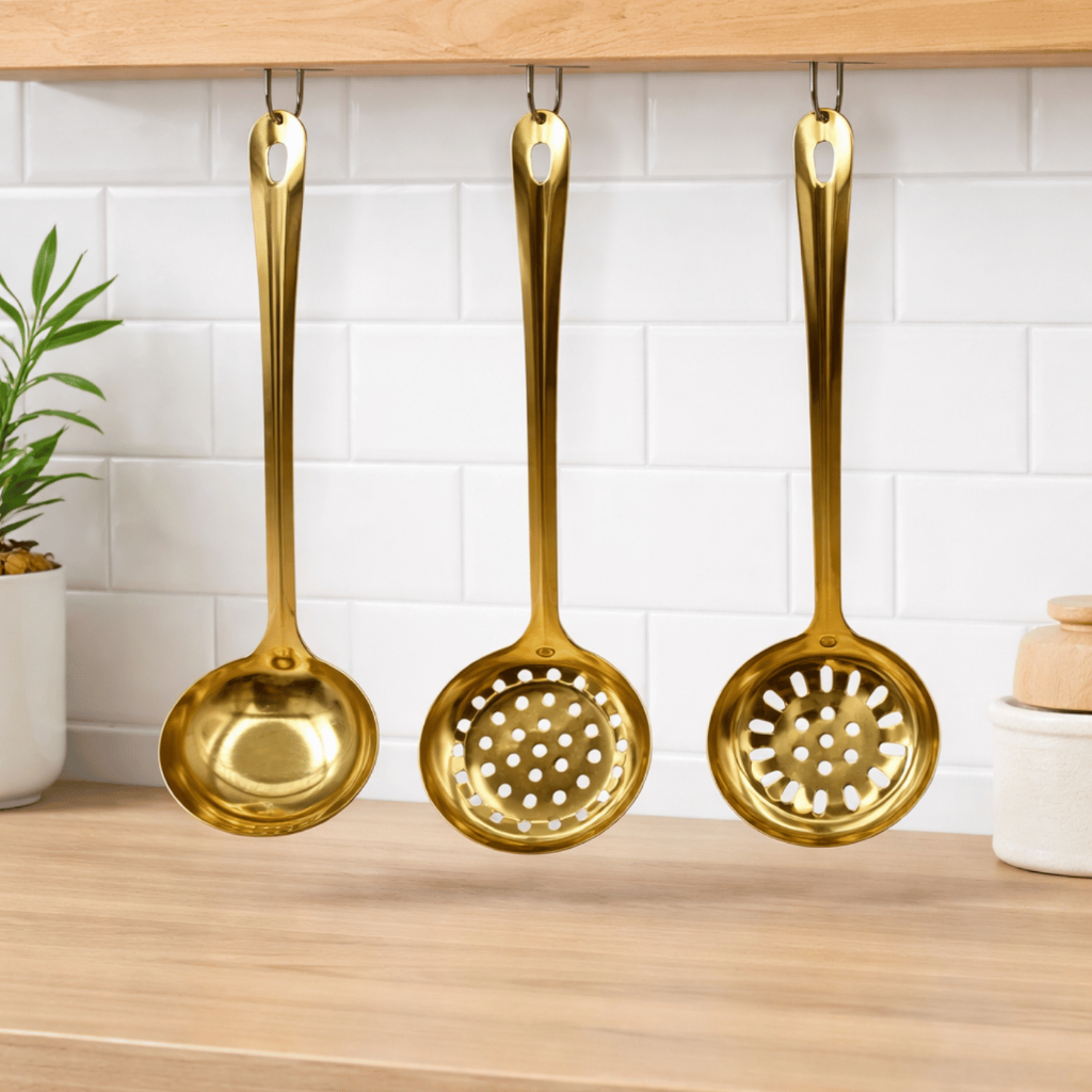 Kit 3 Utensílios Inox Dourado Premium Concha, Escumadeira Perfurada e Escumadeira Vazada para cozinha simples e casa