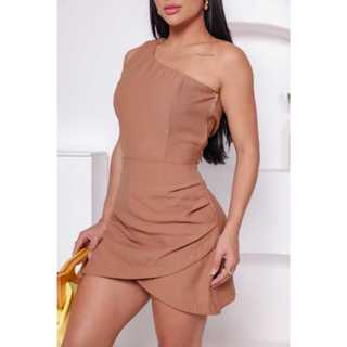 macaquinho casual assimétrico com elástico, short saia com pregas laterais, tecido sensorial marrante em Oferta na Shopee