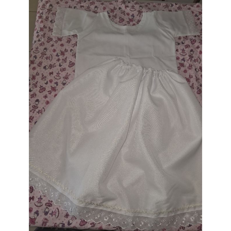 Conjunto infantil Menina 4 peças Saia, P.da costa, Pano de cabeça, camisu/ Umbanda Candomblé Branco