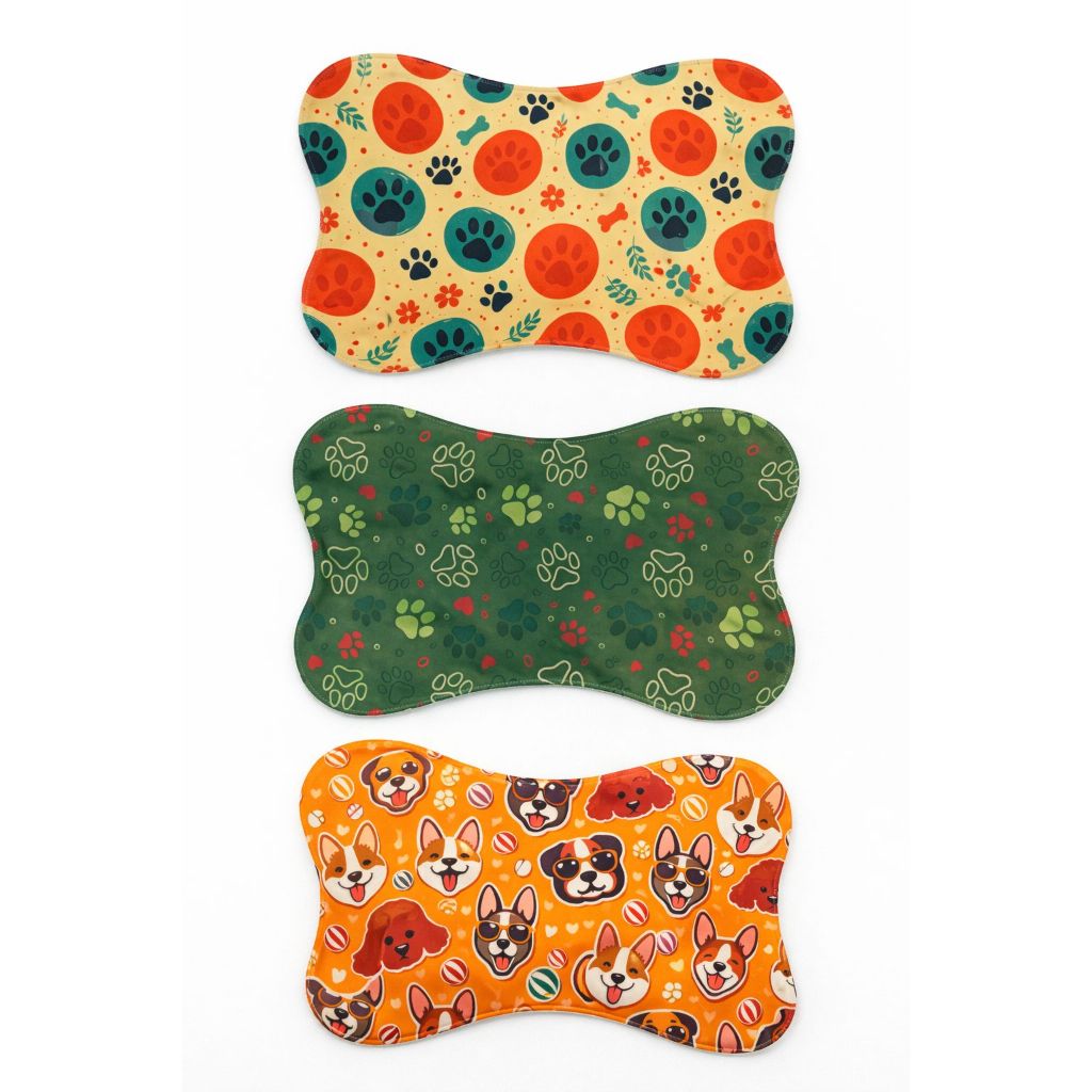 PET, cães e gatos Kit com 3 Tapetes Ossinho Pet 33cmx46cm com Base Antiderrapante Pet 33cmx46cm com Base Antiderrapante.