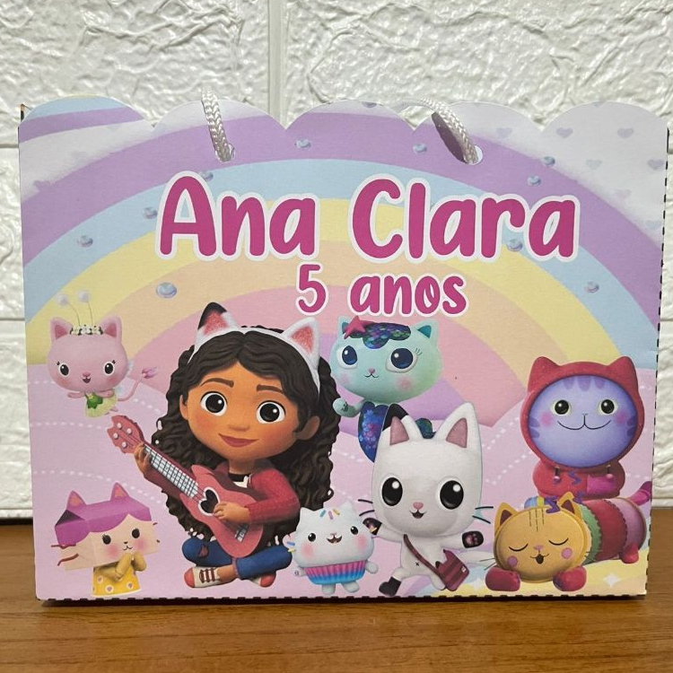 Sacolinha A Casa Mágica da Gabby Personalizado | Sacolinha | Lembrancinha | Mimos | Aniversário A Casa Mágica da Gabby
