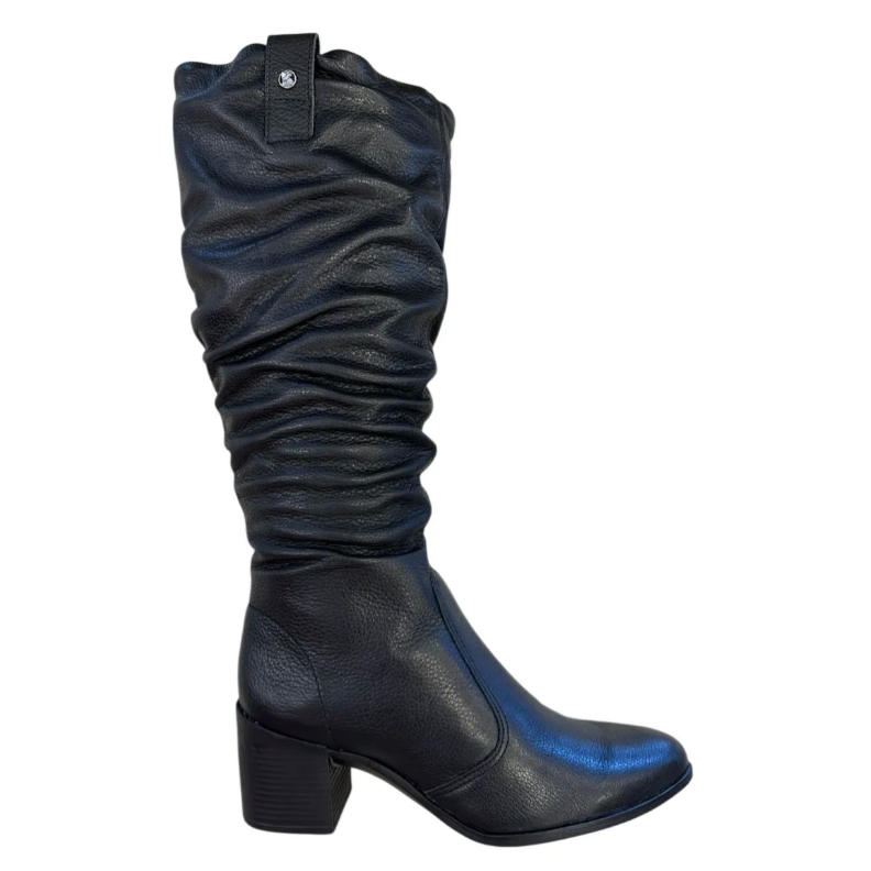 Bota Feminina Em Couro Cano Longo Salto Bloco Bottero 346920